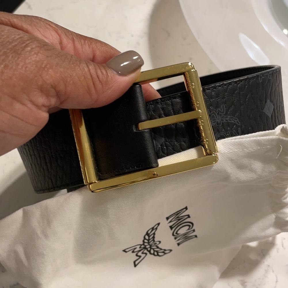 MCM BELT - Picture 1 of 4
